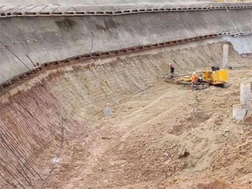 婺源基坑边坡加固